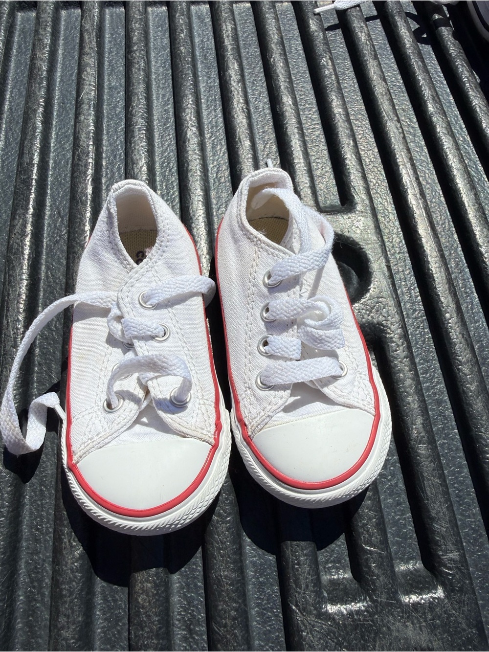 Converse White Canvas Kids Sneakers with Red Accent